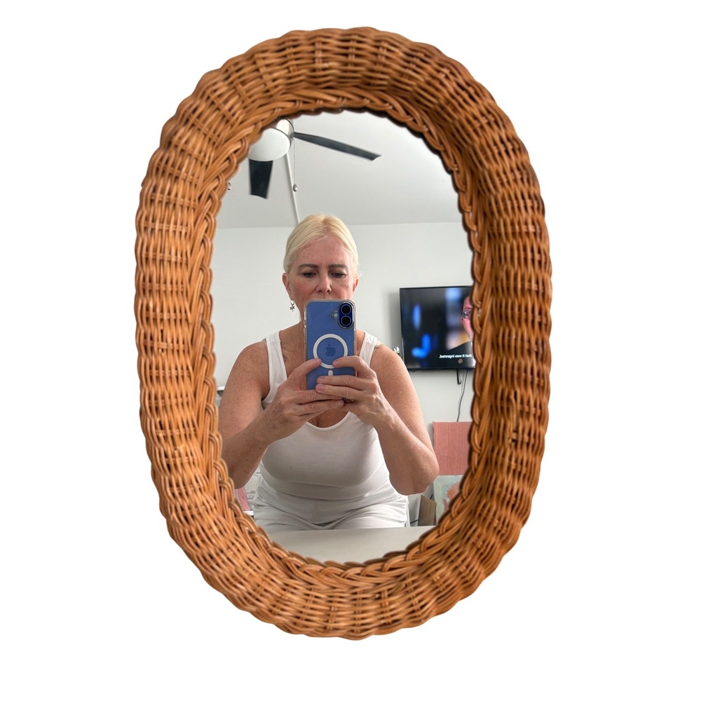 Vintage Oval Woven Wicker Wall Mirror Honey Brown Boho Coastal Decor 18x12.5